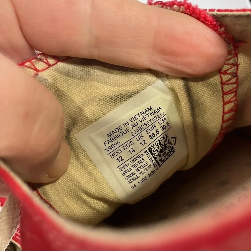 Converse red sneakers unisex sizing‎